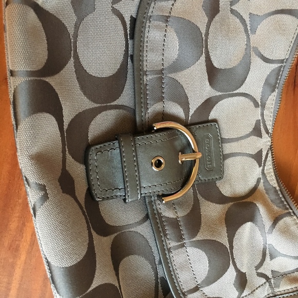 Coach Purse - Picture 2 of 8